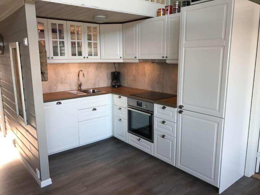 Hytte Ved Sjoen Napp Exterior foto